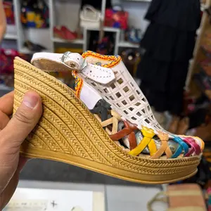 Plataforma blanca Red - Mexican wedge, huaraches handmade sneakers, Walk with style Flatform Women shoes, handcrafted huaraches, zapato mexicano