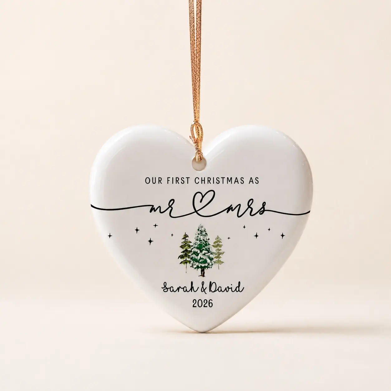 Personalized Heart-Shaped Ceramics Ornament - First Christmas as Mr & Mrs, Custom Couple Names & Year, Wedding Gift for Home Festive Decorations