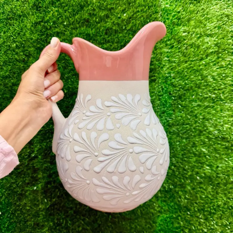 Relieve Jar Blanco Boca Rosa (Set 1 Pieza).