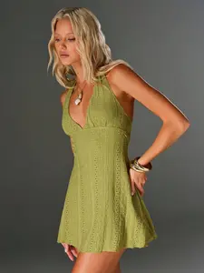 LAMIKA Green Deep V Cut Hollow Out Jacquard Mini Beachwear Boho Style