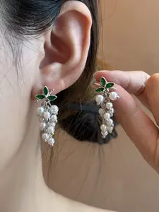 Elegant Grape Pearl Earrings Jewelry for Women, Unique Design, Hypoallergenic DIY Ear Cuffs, Perfect for Parties, Weddings, Gifts