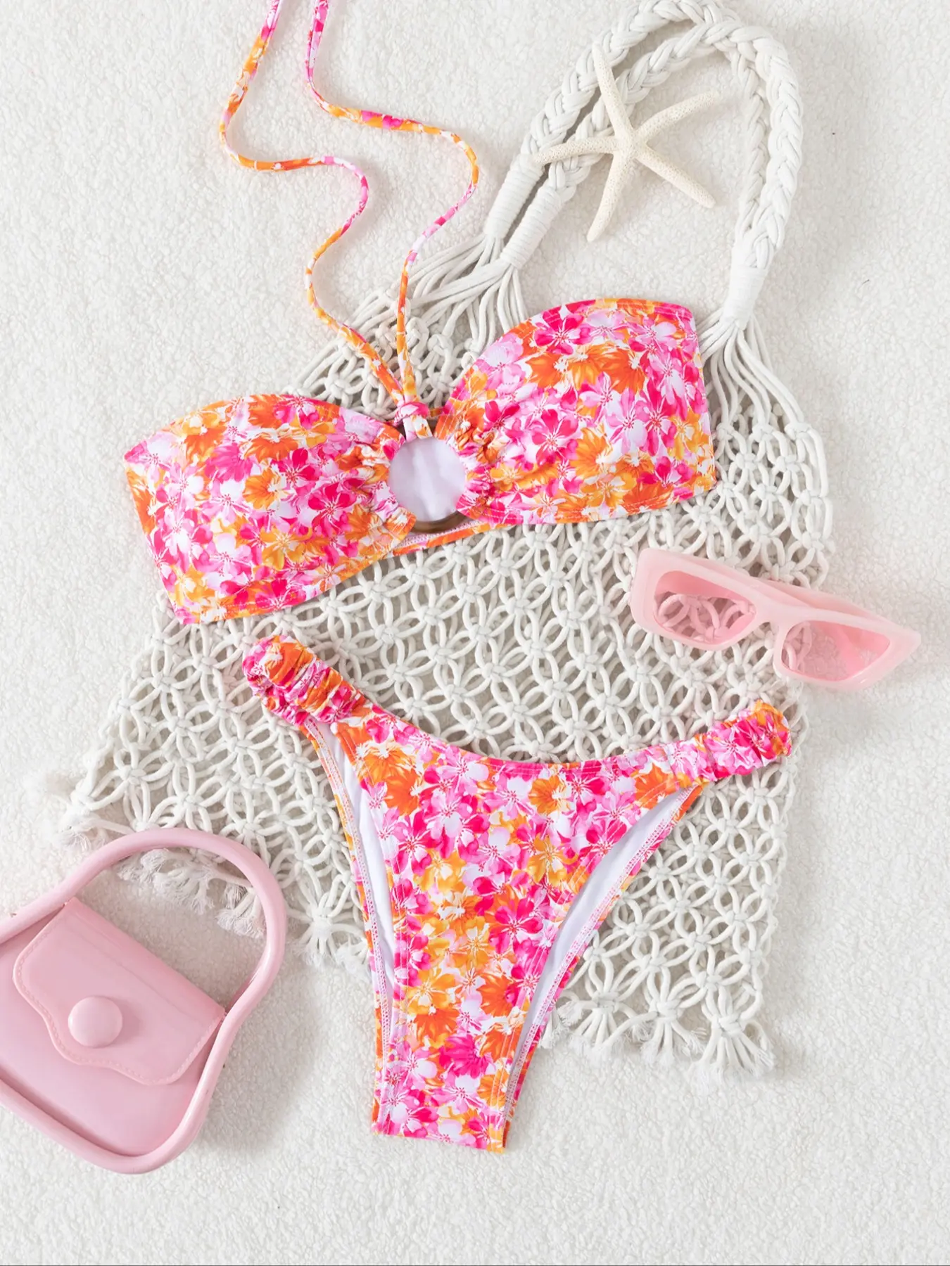 Fashionable Sunflower Print Halter Bikini Set, Hollow Out Design, Two-Piece Swimsuit for Women, Best Selling Beachwear, Floral Print Swimsuits, Floral Print Bikinis