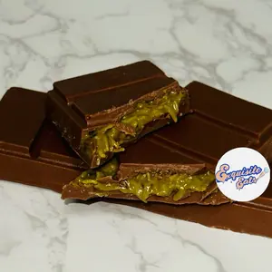 Dubai Knafeh Gourmet Chocolate Bar