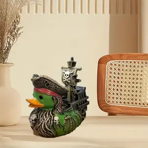 1pc Quirky Evil Pirate Series Skull Duck Toy, Unique Design for Kids & Adults, Perfect Gift Idea for Halloween & Parties