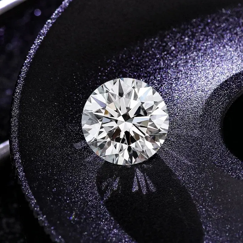 1-carat lab-grown diamond, rough stone