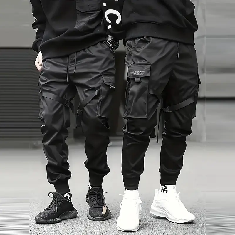 Men’s cargo jogger pants, 1-pack, for spring and autumn, featuring a small letter print design, drawstring waist, functional straps, and three-dimensional multi-pocket detailing; suitable for holiday outings, streetwear looks, and everyday casual outings.
