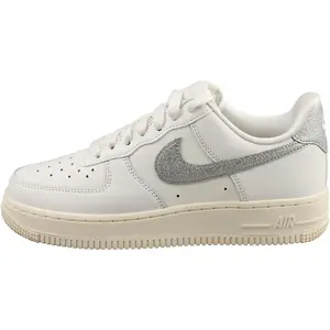 Women's Nike Air Force 1 '07 ESS TRND Smmt Wht/Metllic Slvr (DQ7569 100)