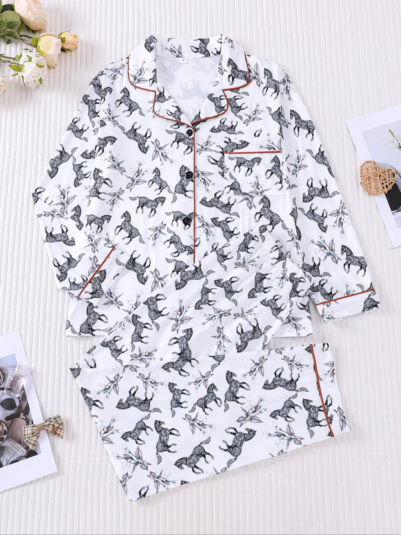 2pcs Monochrome Unicorn Print Pajama Set - Elegant Whimsical Long-Sleeve Pjs (Notch Collar + Chest Pocket + Elastic Waist) - Soft Women Adult Casual Loungewear/Sleepwear for Cozy Nights In, Work From Home & Gift Giving