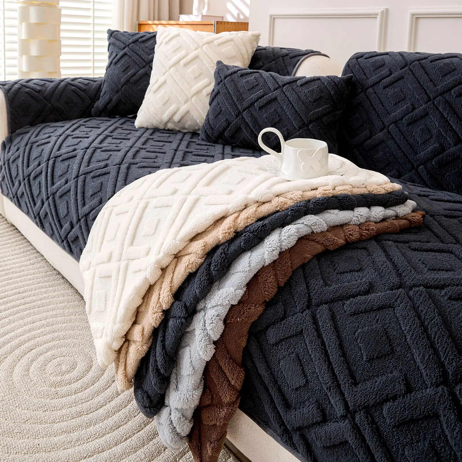 Winter Thickened Plush Sofa Cushion Cover, Non-Slip Durable Leather Protector, Universal Soft Sofa Protector, Warm Cotton Velvet Fabric, Washable Sofa Slipcover, Simple Solid Color Design
