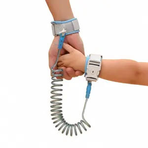 2m Child Safety Wrist Link with Lock, Anti-Lost Wristband Leash for Toddlers, 360° Swivel Rope with Key Lock & Secure Strap for Outdoor Travel