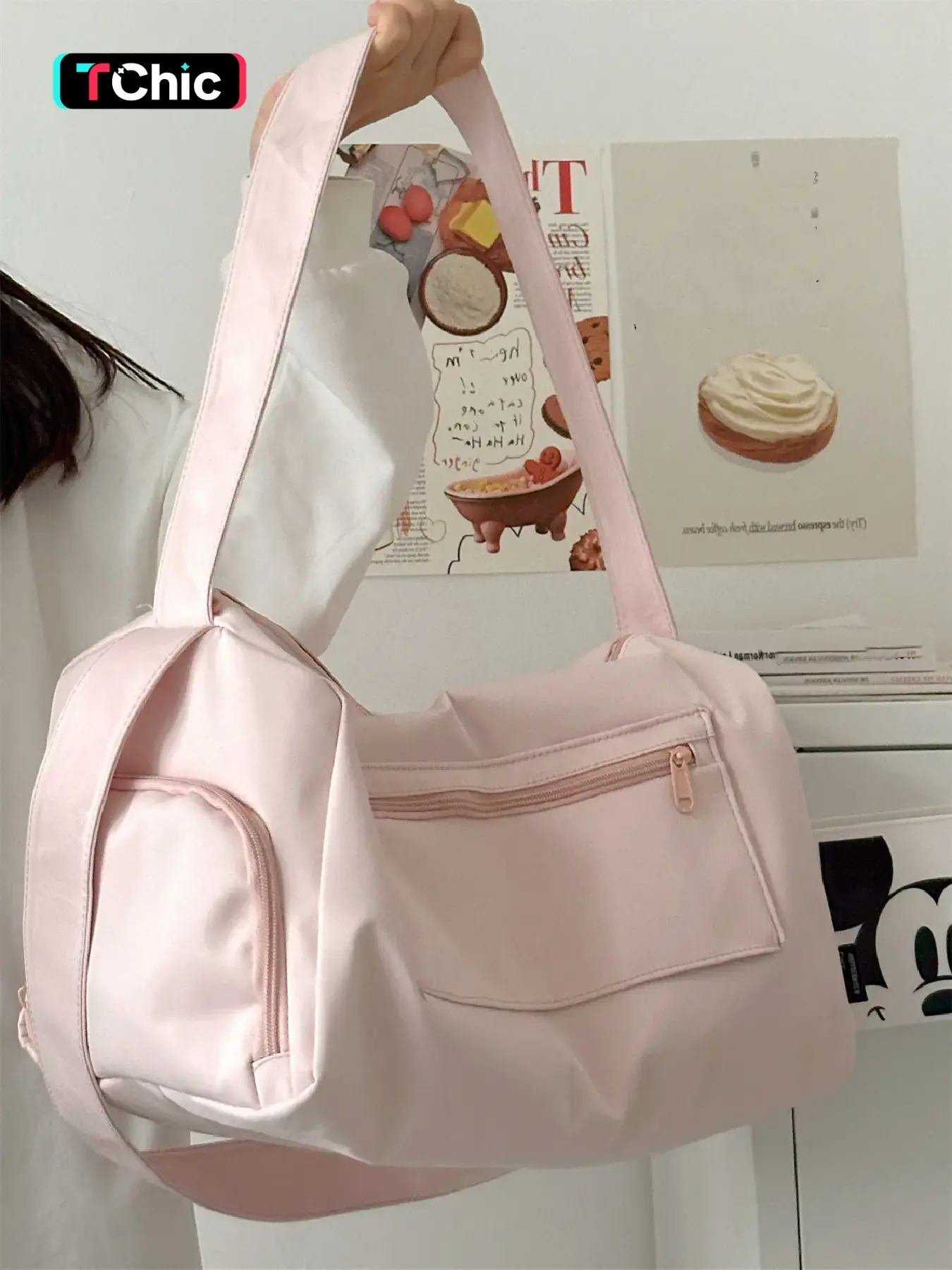 Stylish solid color, large capacity, multi-pocket duffel bag, travel bag, gym bag, Athletic Bag, Casual Sports Bag, Sports fitness bag, can be worn on shoulder, crossbody, or carried by hand, can be placed inside a suitcase, suitable as a gift