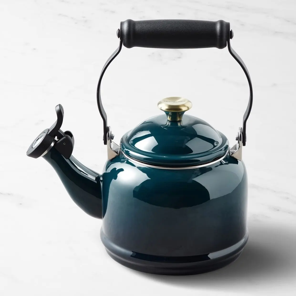 Le Creuset Classic Steel Demi Tea Kettle, Agave Color Le Creuset Classic Steel Demi Tea Kettle, Agave Color
