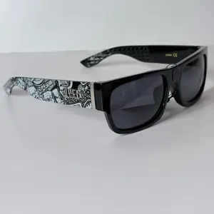 Locs Shades - Stylish Black Frame with Unique Patterned Arms for Trendy Looks