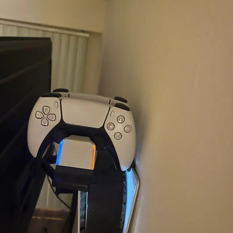 PS5 Controller Charger, PS5 Controller Charging Station Dock, Fast Dual Charging for Dualsense, PlayStation 5 Controller with Wireless Controller Accessories, Blue LED ON/Off Automatically afbptek
