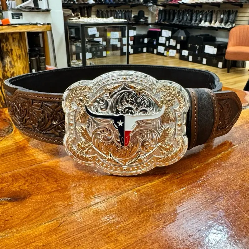 LONGHORN BUCKLE WITH ARROWS AND TOOLED DESIGN