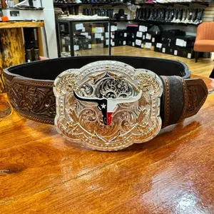 LONGHORN BUCKLE WITH ARROWS AND TOOLED DESIGN