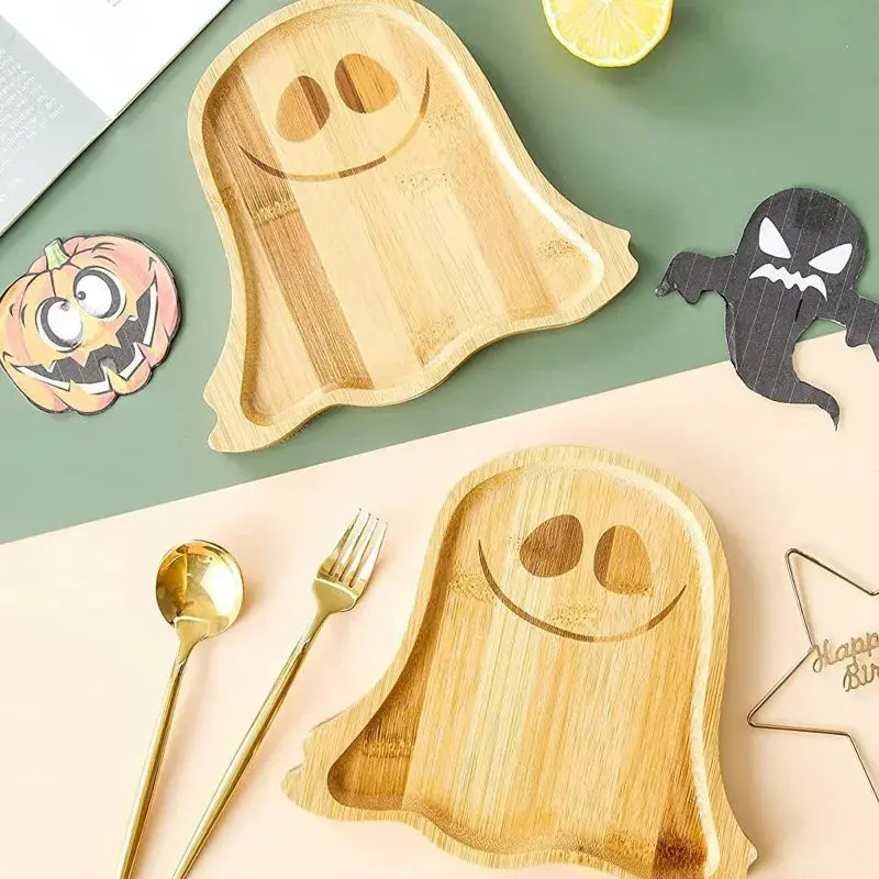 Mini Ghost-Shaped Wooden Serving Tray – Halloween Snack & Treat Board