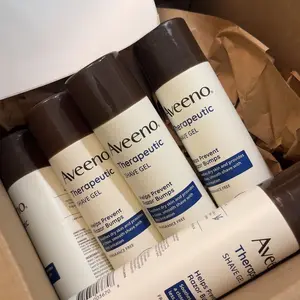 Therapeutic Shave Gel with Oat for Dry Skin