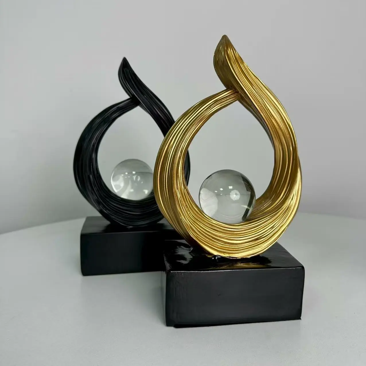 Italian Minimalist Art Sculpture Resin Decor, Modern Home Decor, Decorative Piece, decorative sculptures, Living Room Entryway TV Cabinet Wine Rack Decoration, Office Desk Ornament, Moving Gift, Decorations And Ornaments