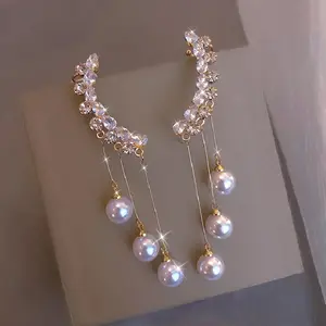 A pair of elegant and exquisite white faux pearl drop earrings, made of alloy material, with stainless steel ear studs, no plating, featuring an elegant theme suitable for daily, wedding, commemorative, birthday, party, Valentine's Day, holiday gifts.