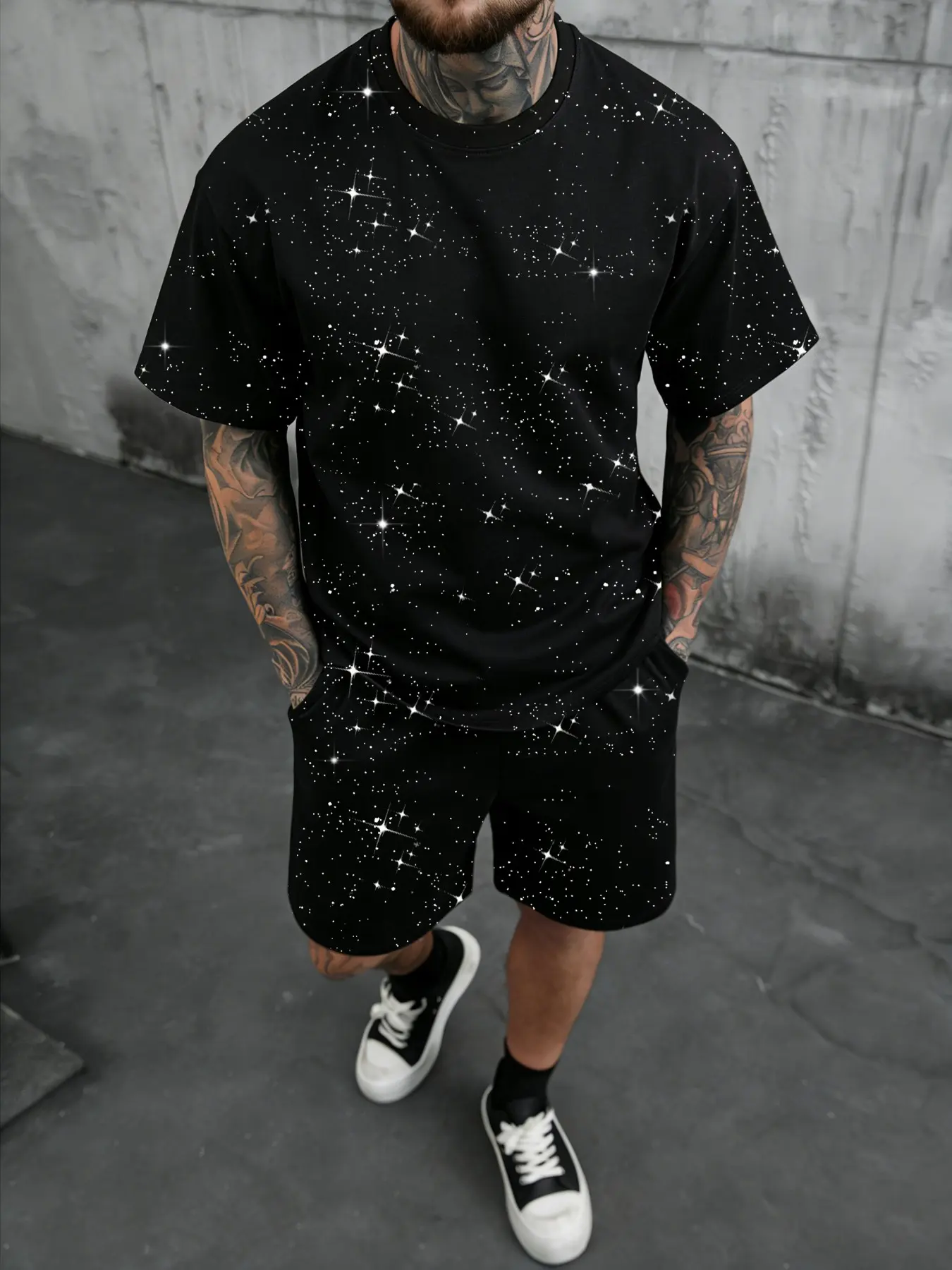 Men's short-sleeved shirt and shorts set, Matching, Menswear Streetwear, featuring sequined gold foil detailing; a stylish everyday outfit suitable for commuting, casual wear, or back-to-school; a great gift for fathers, husbands, or boyfriends