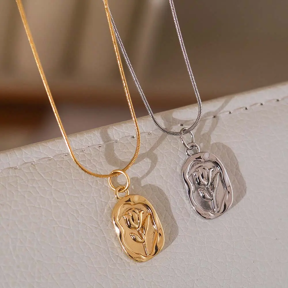 Women's Lightweight Stainless Steel Tulip Flower Necklace - Golden/Silver Options, Everyday Wear Artificial Gemstone Jewelry Gift