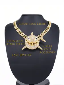 Sparkling Shark Pendant Cuban Link Design Chain Necklace, Hip Hop Style Jewelry, Party Wear, Street Fashion Accessory, Rap Singer Gift