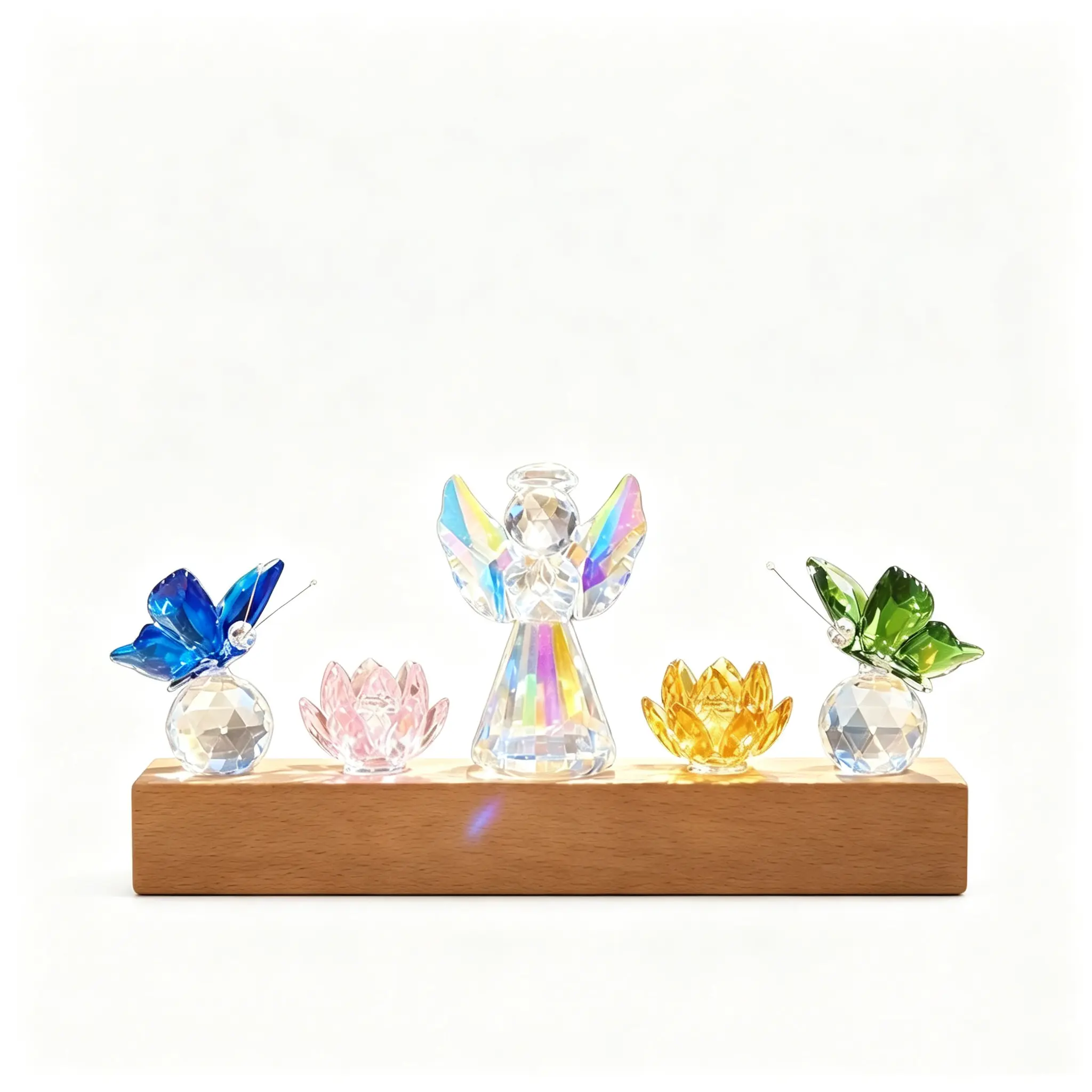 2-in-1 Crystal Angel Suncatcher & LED Mood Lamp, High-Quality Faceted Prisms, Daytime Rainbow Effect, Nighttime Warm Glow, Decorative Ambient Lamp, LED Decoration for Bedroom Home Statue Figurine Decor, Led Decoration Lamp