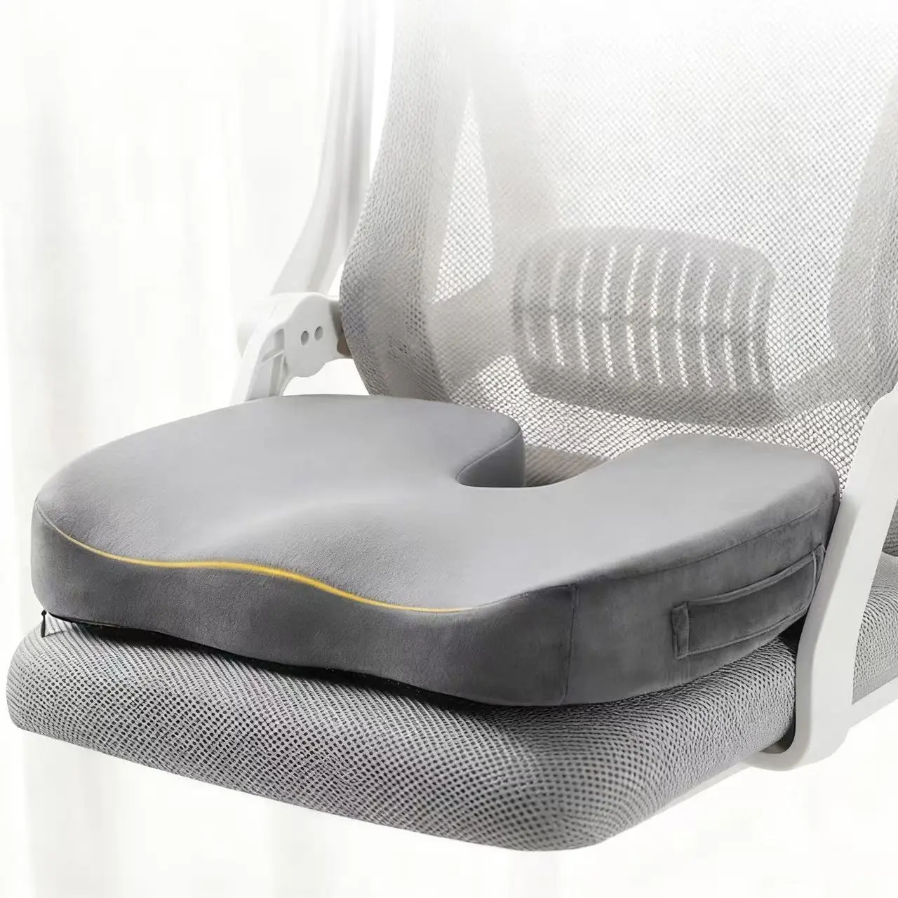 Memory Foam Tailbone Seat Cushion, Enhanced Seat Cushion, Padded Seat Cushion, Breathable Anti-Slip Bottom, Suitable for Office Chair, Gaming Chair, Car Seat, Wheelchair, All Seasons Use