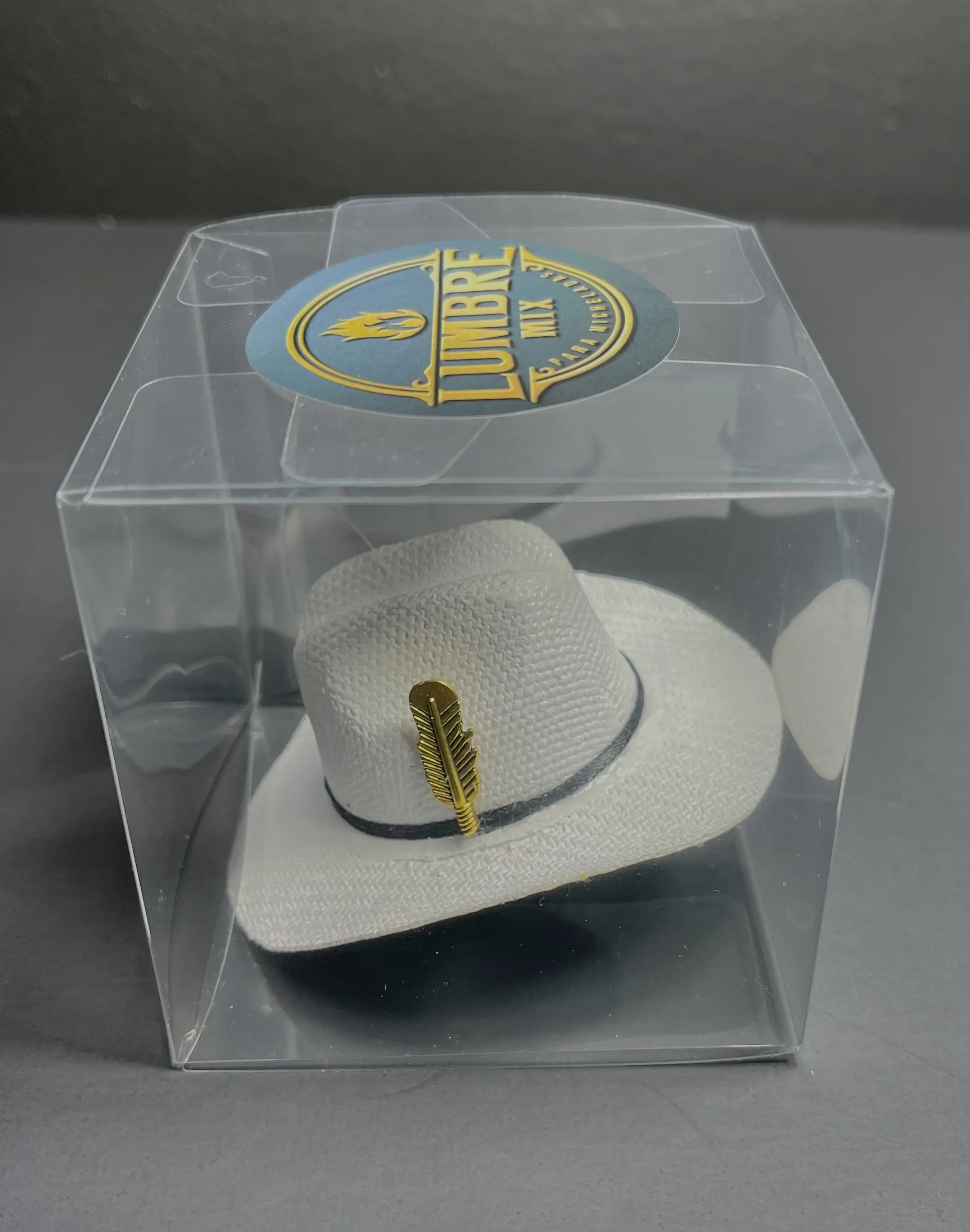 WHITE SINALOA MINI HAT.  3.5''x3.5''