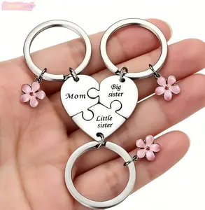 3pcs Mom Big Sister Little Sister Keychain Heart Puzzle Matching Keychains Pink Flower Charm Gift For Mother's Day Birthday And Family Occasions tiktokshopspringglowup