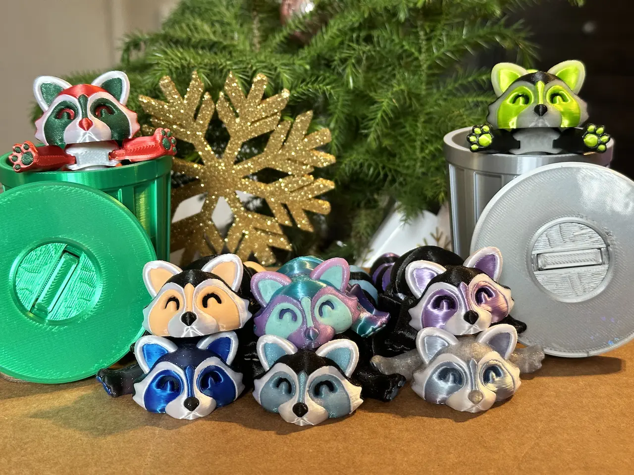 3D Printed Raccoon - Trash Pandas - Super Cute and Articulates! Great desk companion