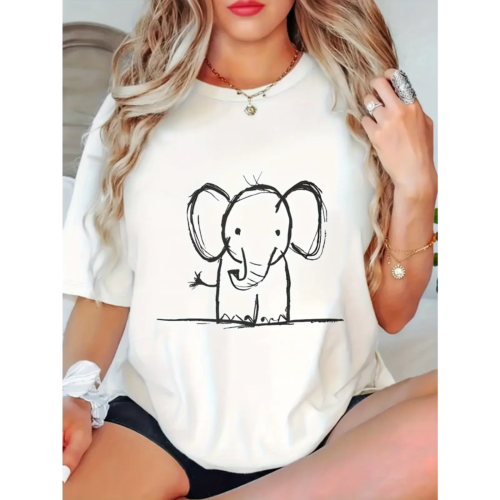 Women's Round Neck Short-Sleeved Flat-Fit Style T-Shirt - Simple Lines Elephant Print, Casual Unisex Summer Fashion Top with Breathable Fabric