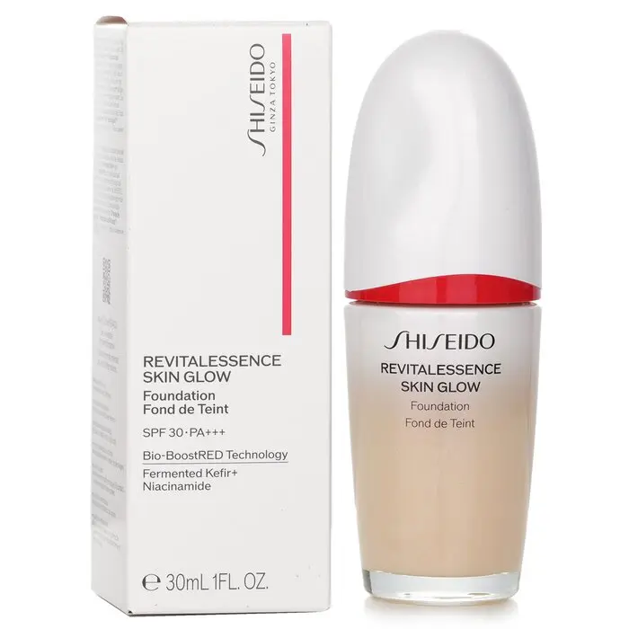 SHISEIDO Revitalessence Skin Glow Foundation SPF 30 - #160 Shell, Lightweight Flawless Smooth Moisturizing Makeup with Buildable Coverage
