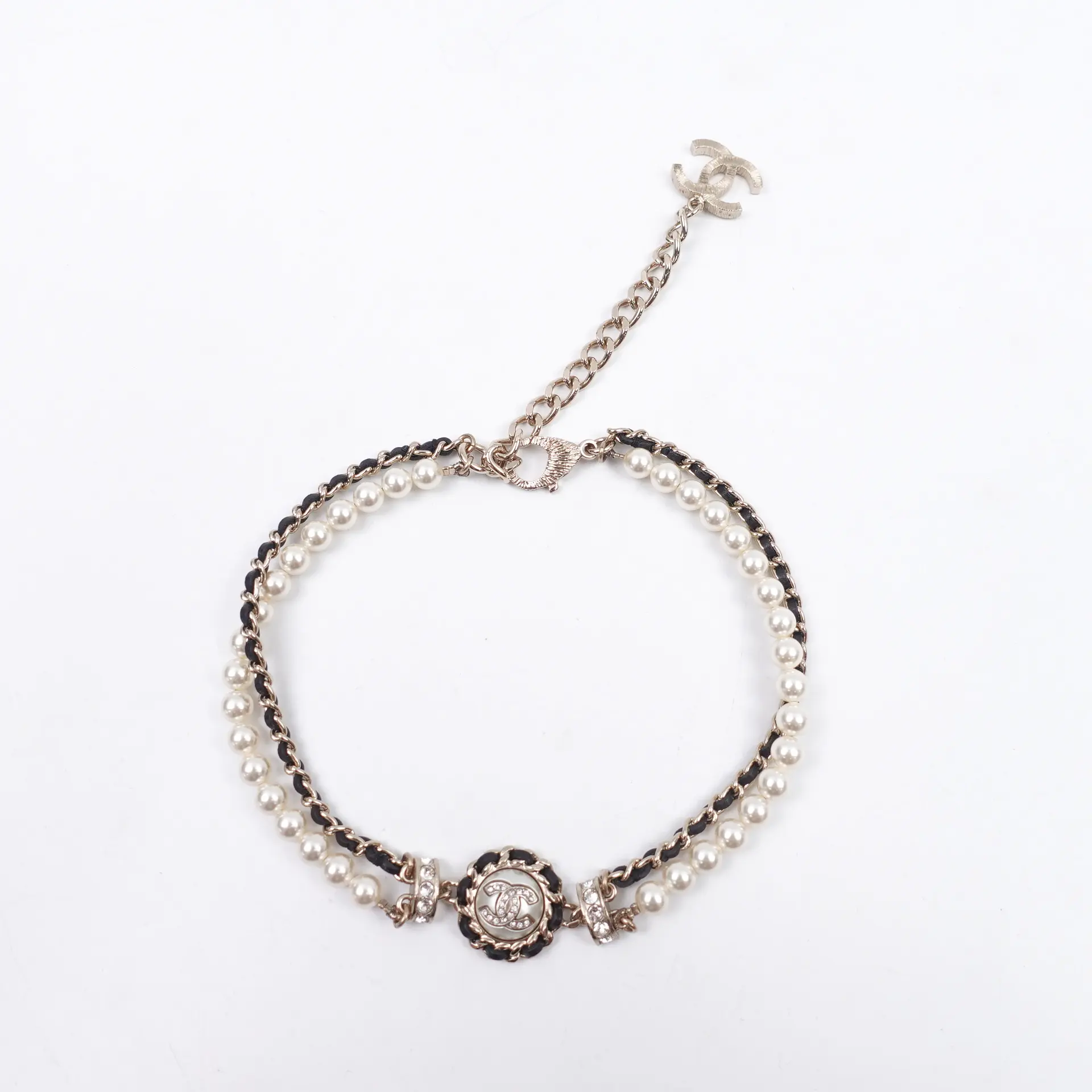 Pre-owned Chanel Gold Tone Pearl&Diamond Chocker T10417881
