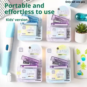 Mini Stapler with Staples, Portable Home Student Stapler, Girly Office, Classroom Supplies, Ideal for Family, School, Office Use, Compact and Convenient Design