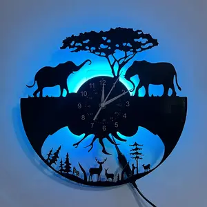 Colorful vinyl wall clock, forest animals, deer, elephant theme, suitable for home decoration, hotel decoration, company decoration, study room decoration, birthday gift, festival gift, Christmas gift, tabletop decoration, art collection