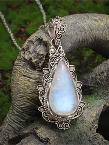 1pc Bohemian Style Moonstone Teardrop Pendant Necklace for Men & Women, Fashionable Synthetic Gemstone Jewelry Accessory Gift with O Shape Chain, Elegant Design, Creative Design, Suitable for All Seasons, Chic Gorgeous Jewelry