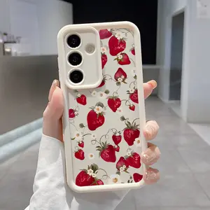 TPU Phone Case Compatible with Galaxy S23 Ultra S24 Plus S25 S22+ Wild Strawberry Daisy Pattern Pocket-Friendly Shockproof Silicone Protective Soft Smartphone Casing
