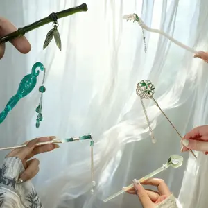 6PCS New Chinese Ethnic Style Green Fresh Hairpins with Maomao Tassels, Elegant Hair Accessory Set for Girls, Suitable for Legend of the White Snake Cosplay, Birthday Gifts & Party Occasions