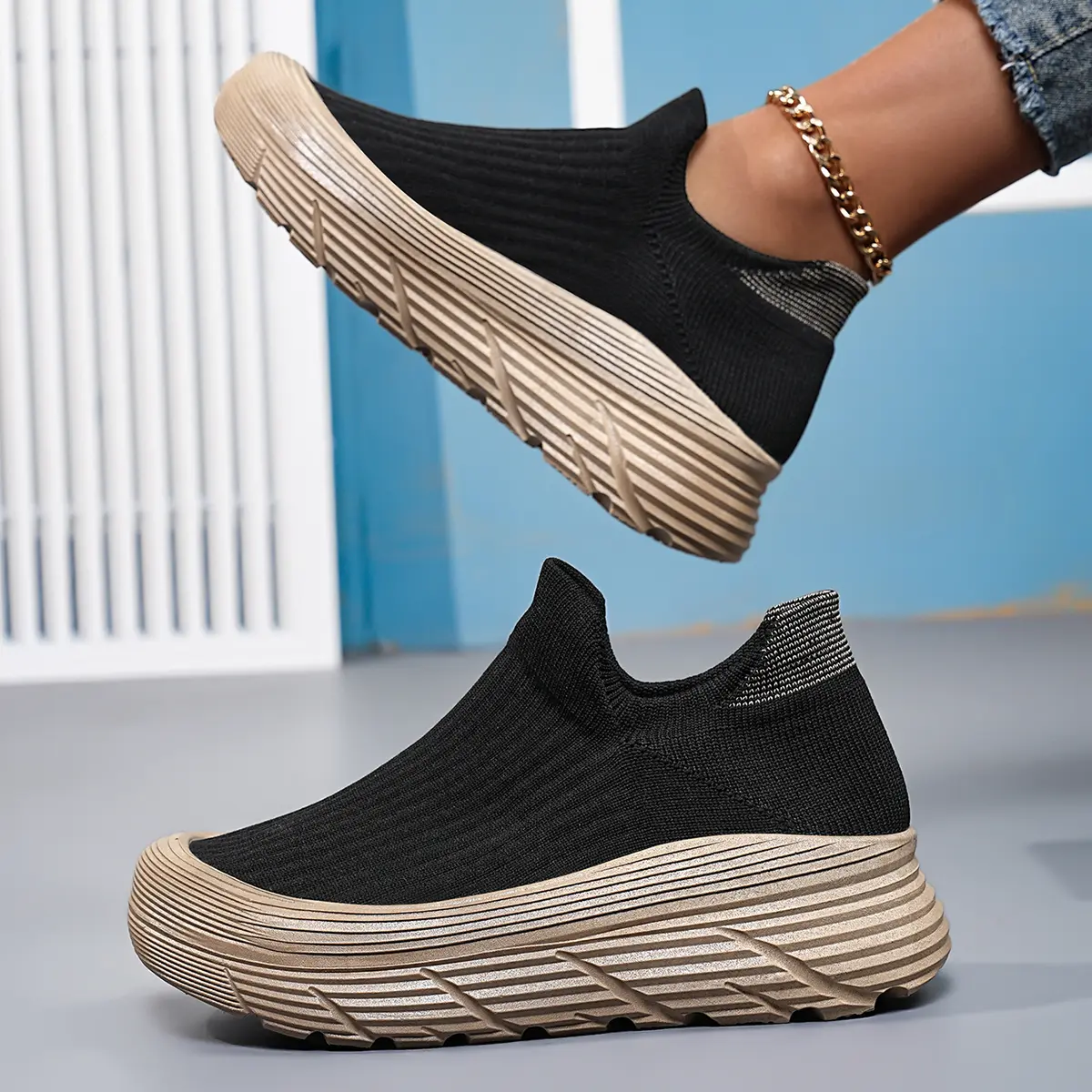 Women's Minimalist Slip-On Shoes, Breathable Knit Fabric Platform Sneakers with Cushioned Thick Sole for Casual Walking, Breathable Cushioned Trainers, Trendy Walking Sneakers, Preppy, Walking Shoes, Casual Lifestyle Sneaker