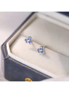 1 pair of blue floral earrings for women, sweet, niche, exquisite, fresh, lively, gentle, suitable for commuting and dating, versatile earrings