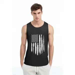 Men's American Flag Graphic Print Round Neck Tank Top Vest, Regular Fit Fitted Casual Crew Neck Sleeveless Top for Summer, Men's Clothes for Outdoor Wear, Socks