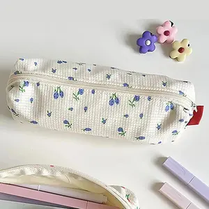 Floral Pattern Pencil Bag, 1 Count Cute Simple Pen Bag, Stationery Storage Bag, Desk Organiser for Office Home School Student