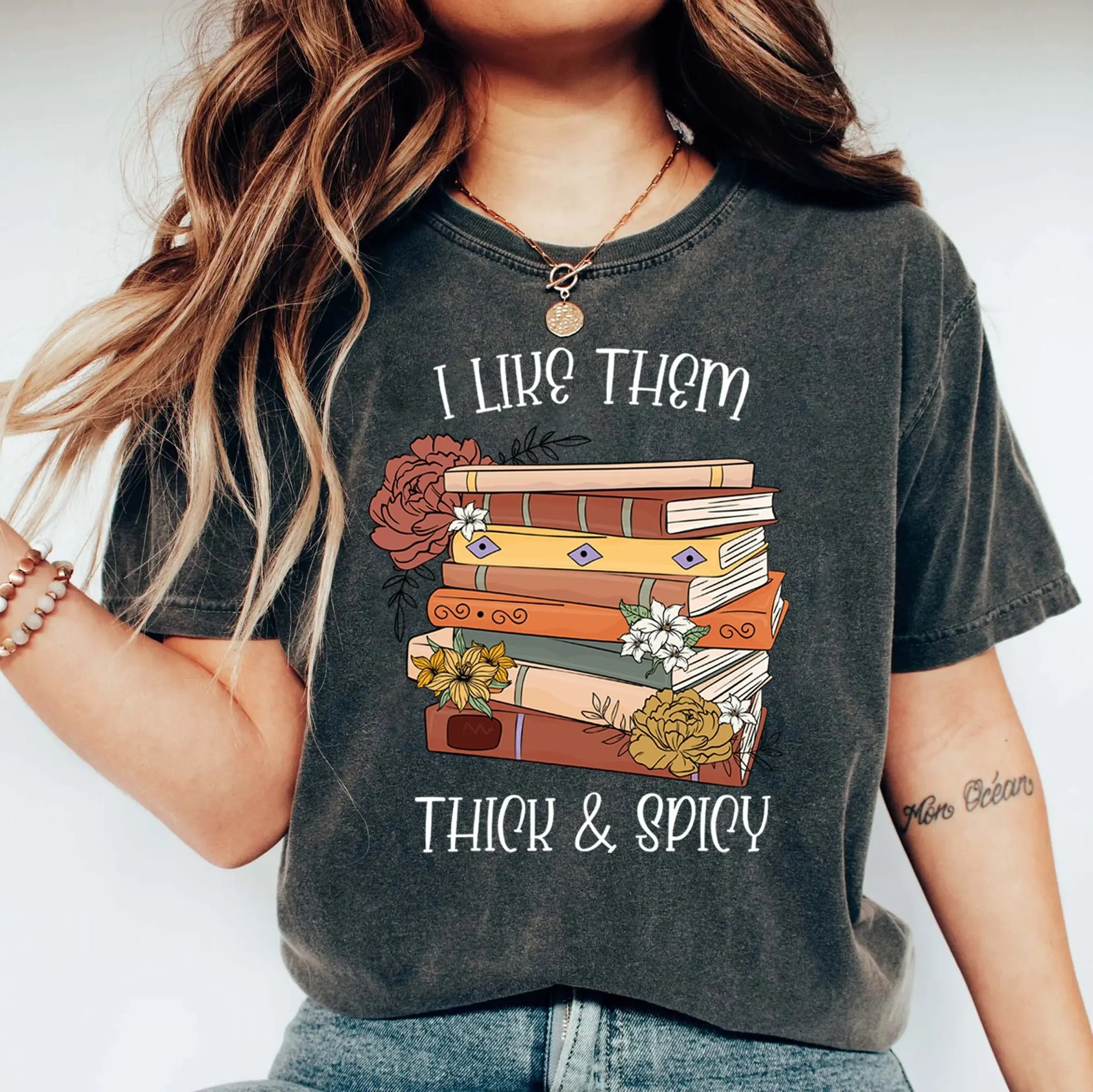I Like Them Thick and Spicy T-Shirt, Spicy Books Sweatshirt, Spicy Reader, Bookish Shirt, Smut Books Shirt, Smut Book, Book Lover Gift, Reader Womenswear Tee