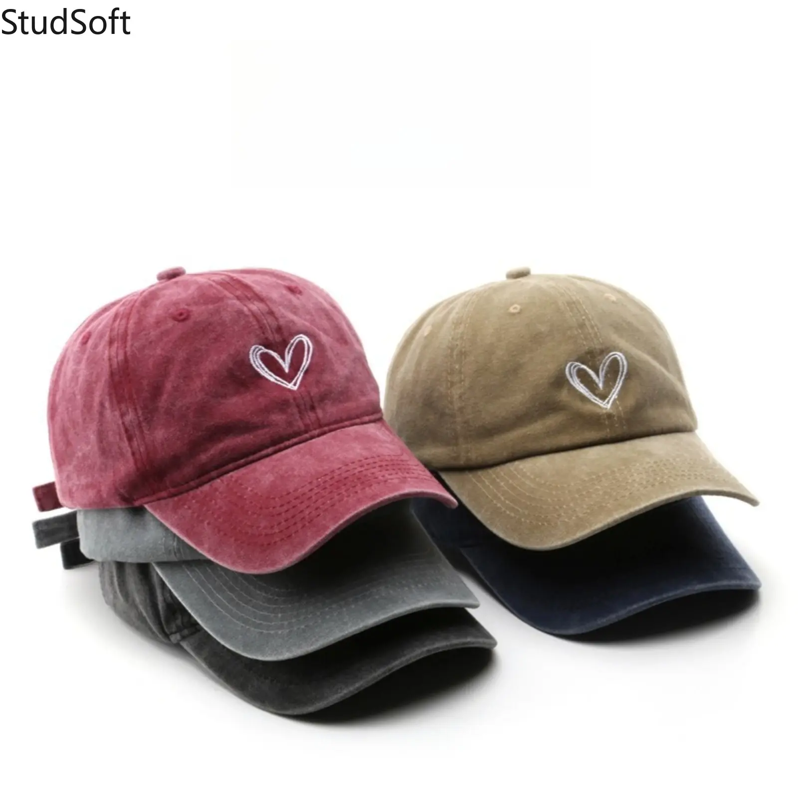 Distressed Baseball Cap with Retro-Washed Heart Motif - Unisex, Sport-Inspired for Outdoor Sun Protection, Sport-Inspired Sports & Outdoor Hats