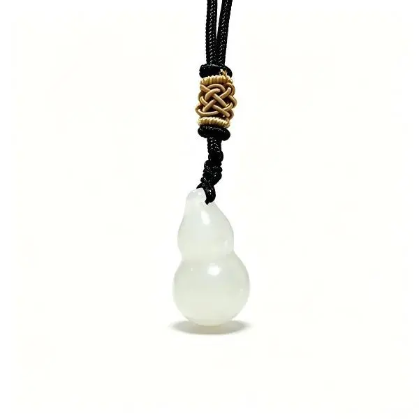 Natural Chalcedony Gourd Pendant Necklace