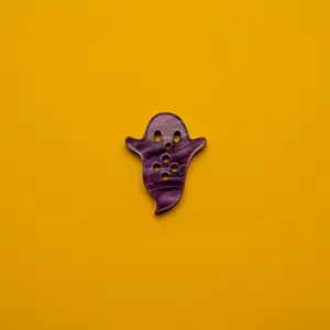 Ghostie Button