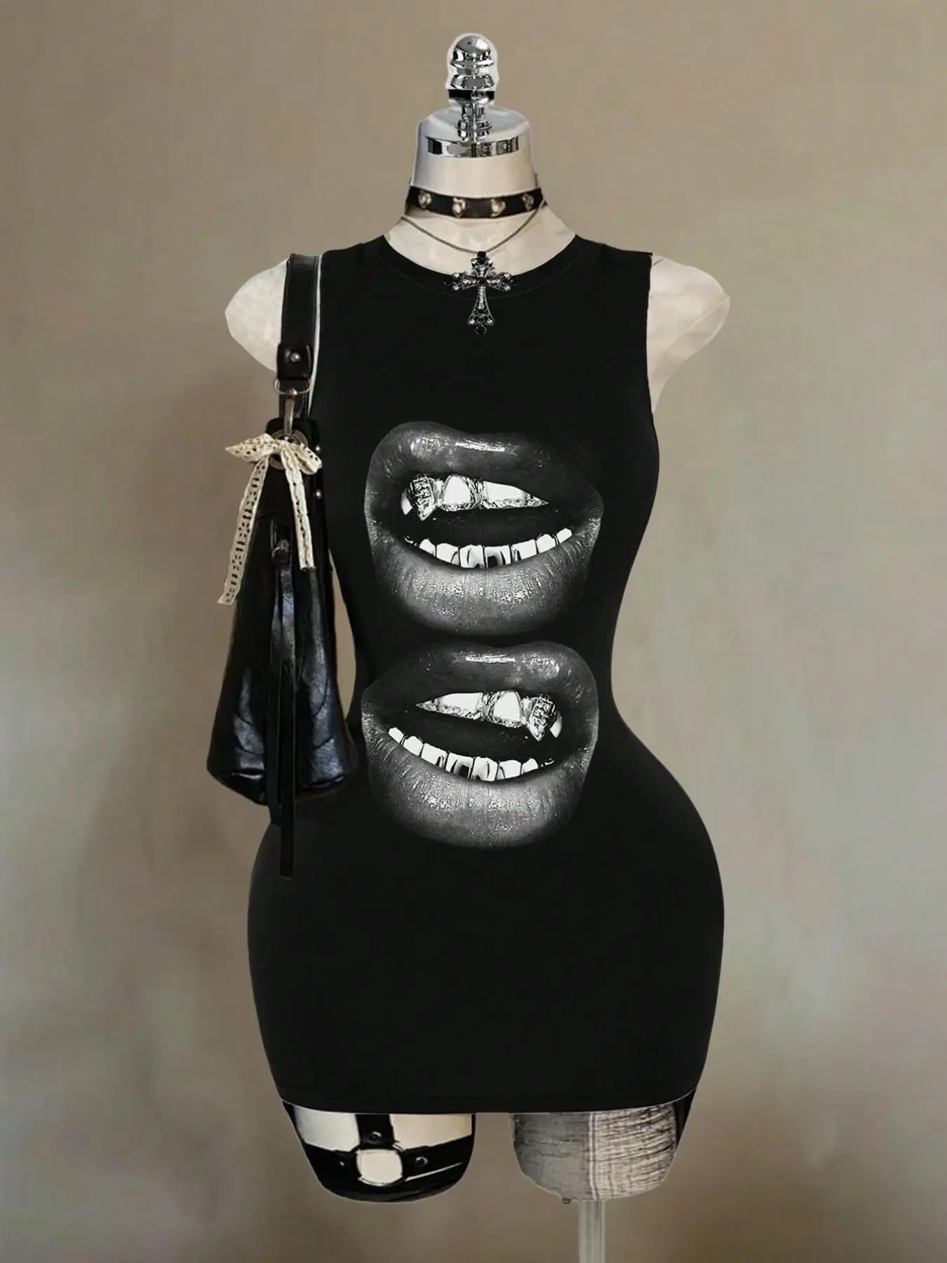 Women's Sleeveless Tight-Fitting Bodycon Dress, Street Style Lip Print Design, Vintage College Chic, Sexy Cute Y2K, Boho Hippie Festival Wear, Streetwear, Womenswear, Casual Wear