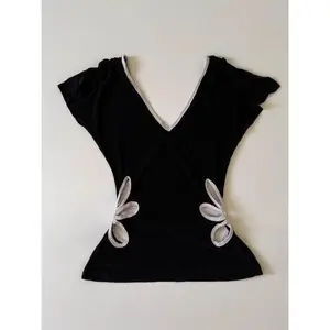 y2kAmerican Retro Sleeveless T-shirt for Women 2025 Summer New V-neck Black Tops Mujer Y2k Slim Fit Hollow Out Tee Shirt(Sheets)